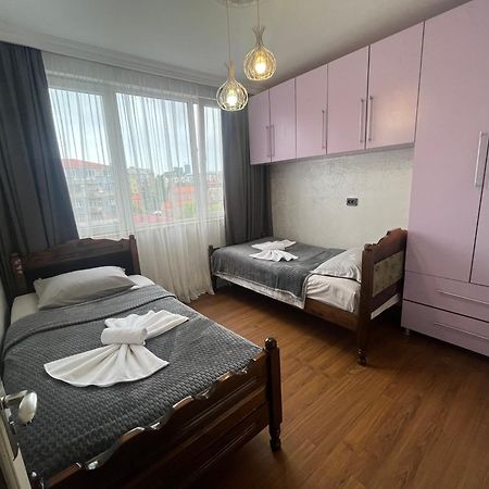 Apartament Batoemi Buitenkant foto