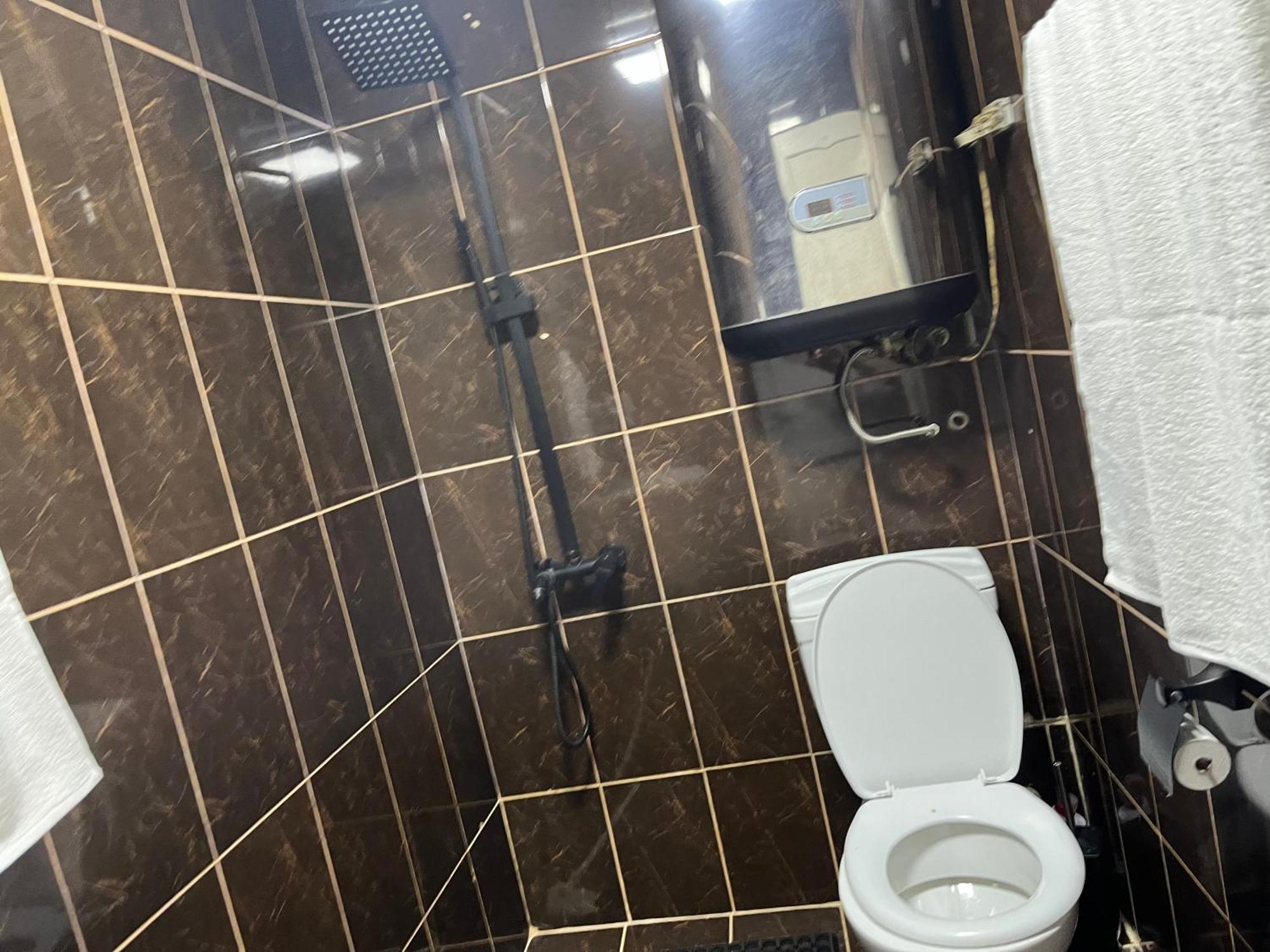Apartament Batoemi Buitenkant foto